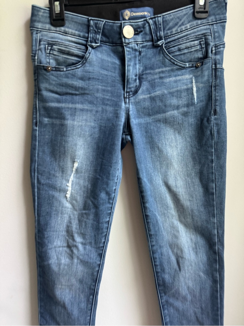 Democracy Sz 4 Medium Blue Skinny Jeans with Light Distress Parisian Y2K